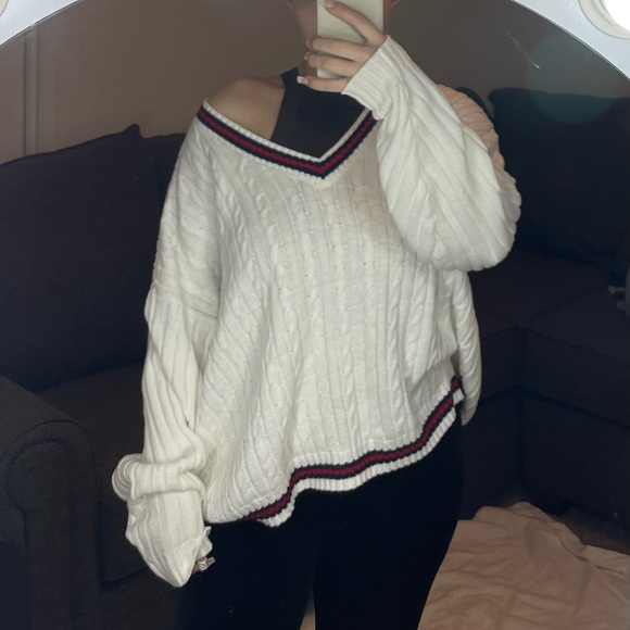 sweater - Picture 2 of 2